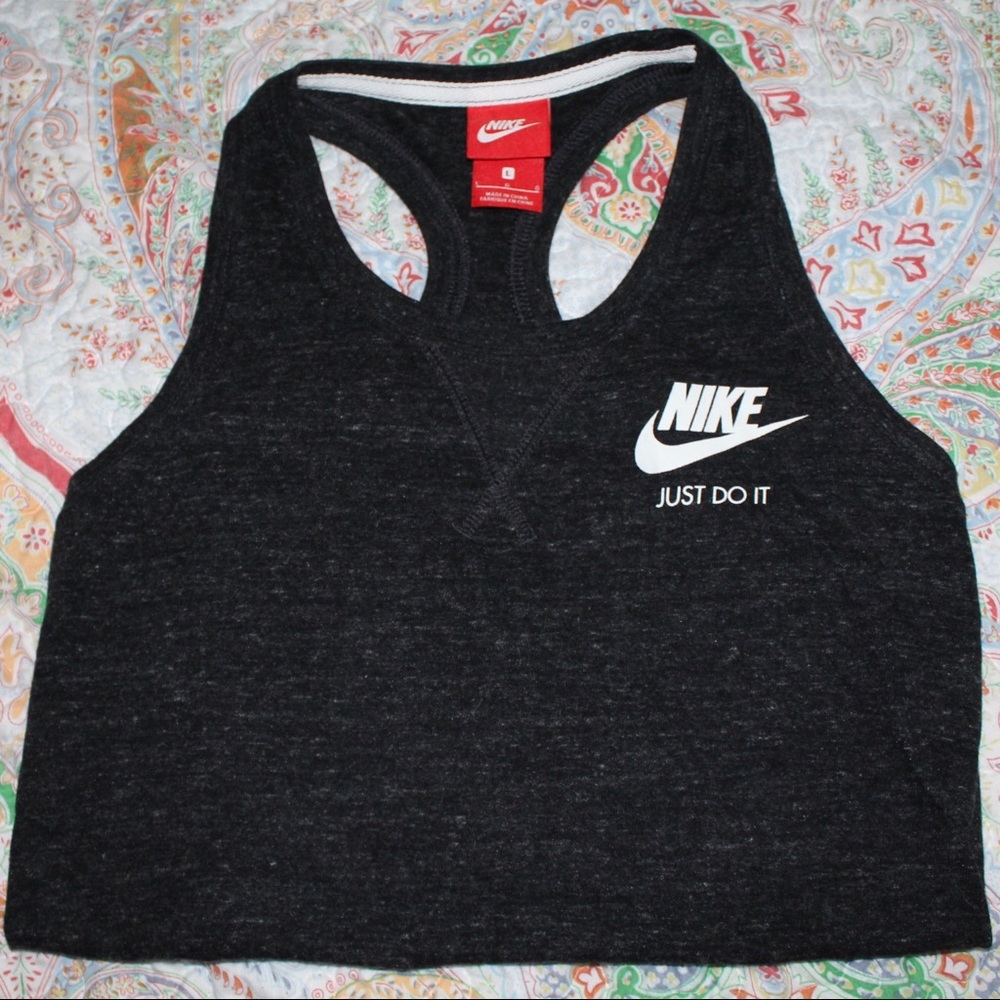 Nike workout tank top